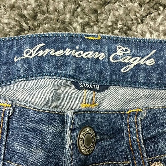American Eagle Short 2 - Picture 4 of 5